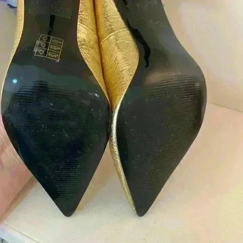 TopShop Gold Foil 4.5” Pumps Great Condition - Picture 5 of 8